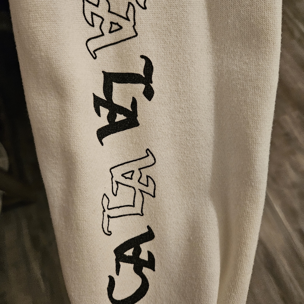 LA Sweatshirt - Picture 4 of 8